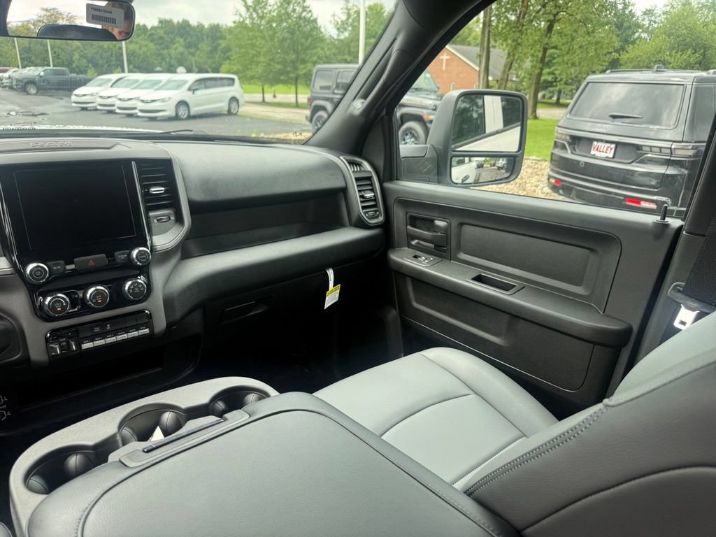 New 2026 RAM 5500 Tradesman w/ Chrome Appearance Group AWD/4WD image 38
