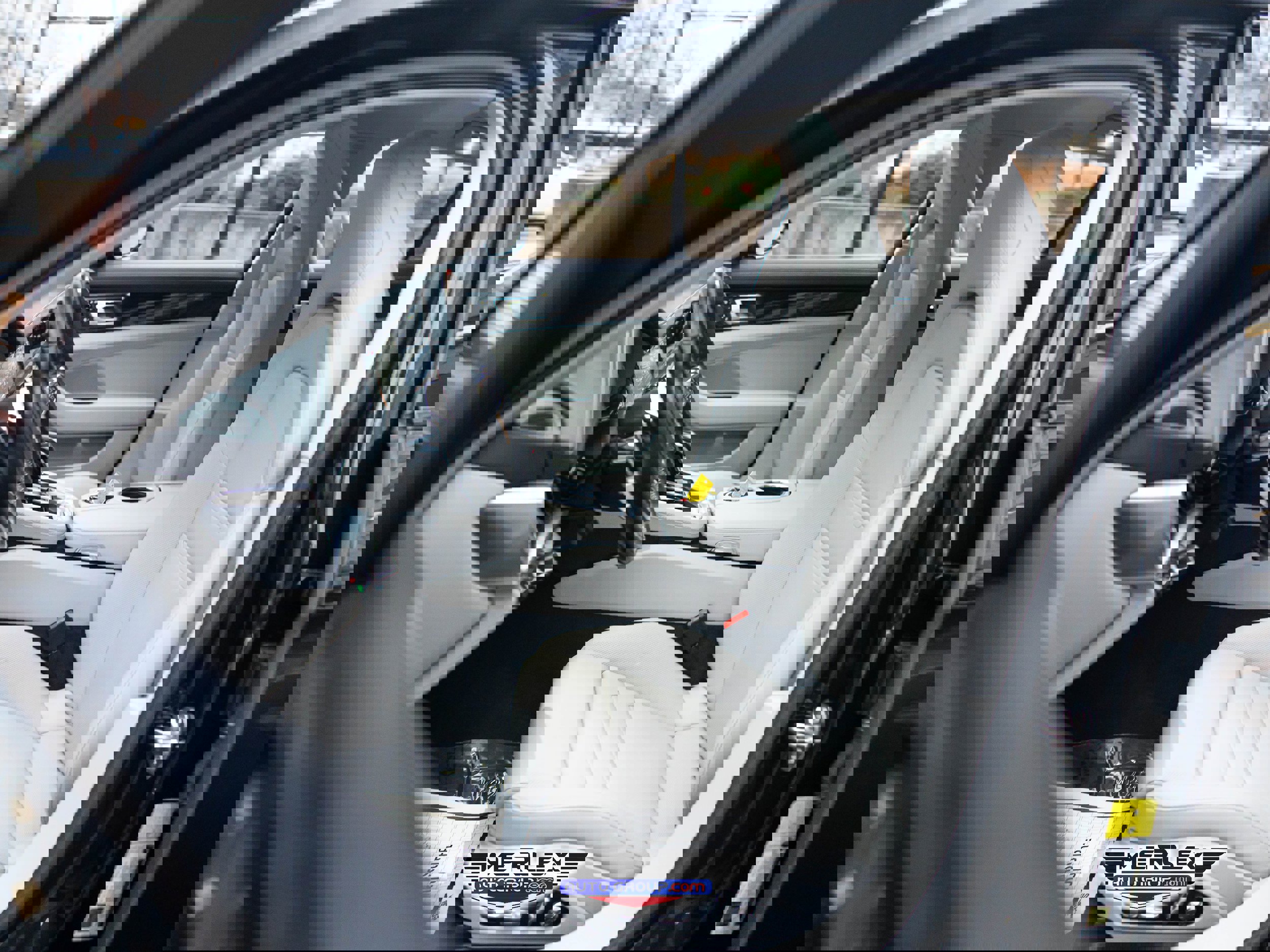 Used 2018 Porsche Panamera 4S w/ Premium Package Plus image 16