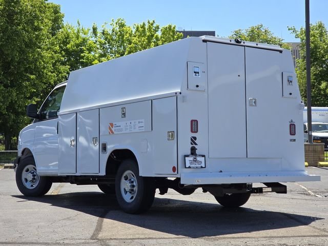 New 2026 Chevrolet Express 3500 w/ Power Convenience Package RWD image 10