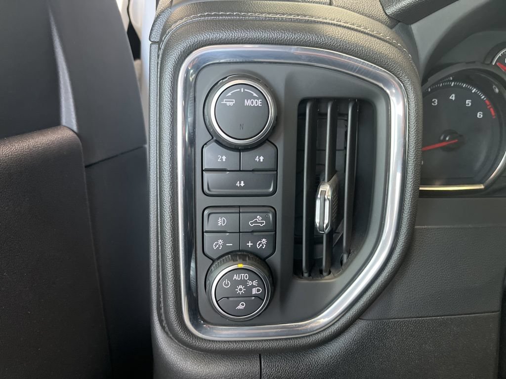 Used 2023 Chevrolet Silverado 3500 LT w/ All Star Edition AWD/4WD image 13