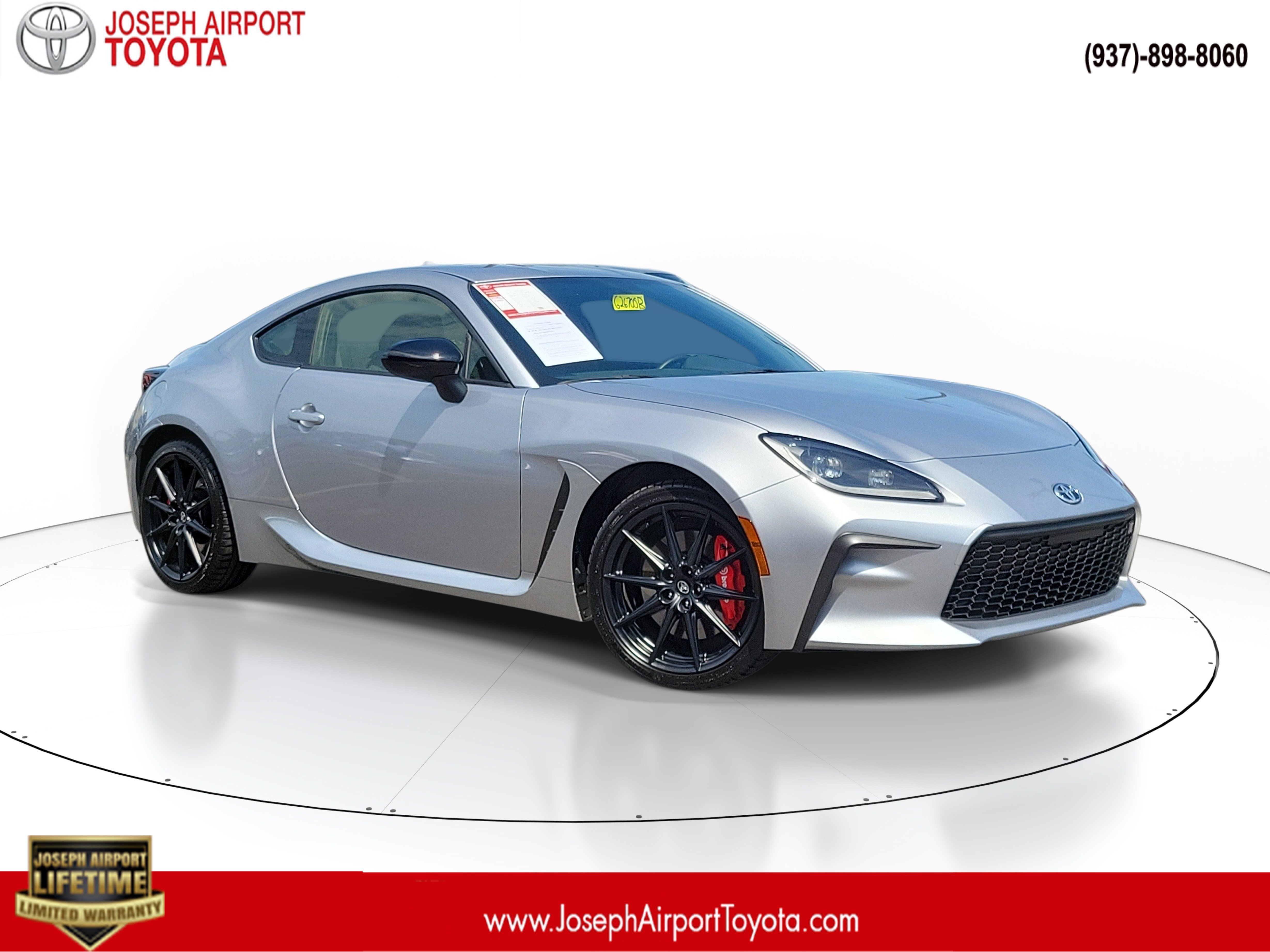 Used 2025 Toyota GR86 w/ Performance Package RWD image 1