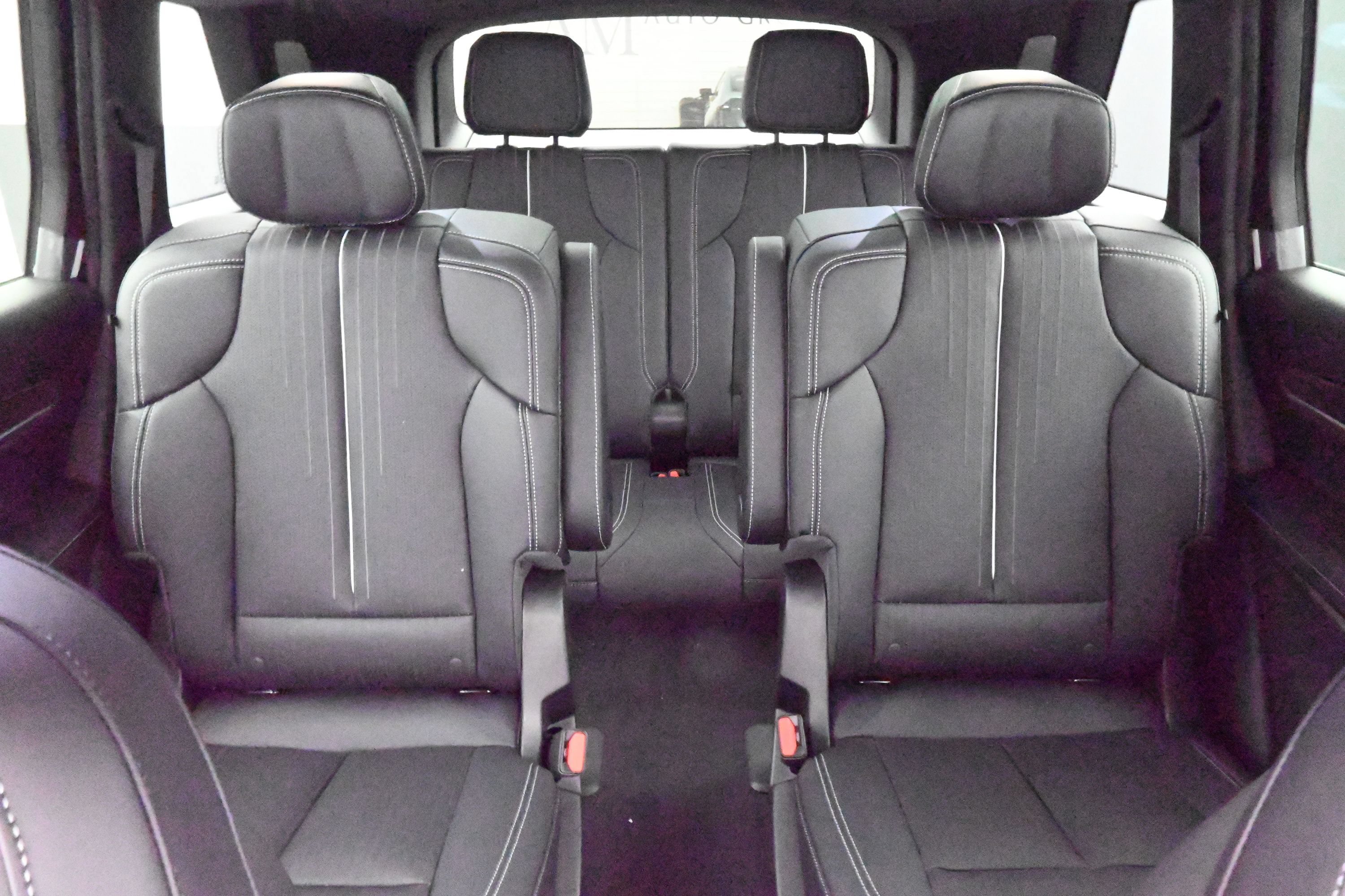 New 2027 Cadillac Vistiq Sport AWD/4WD image 14