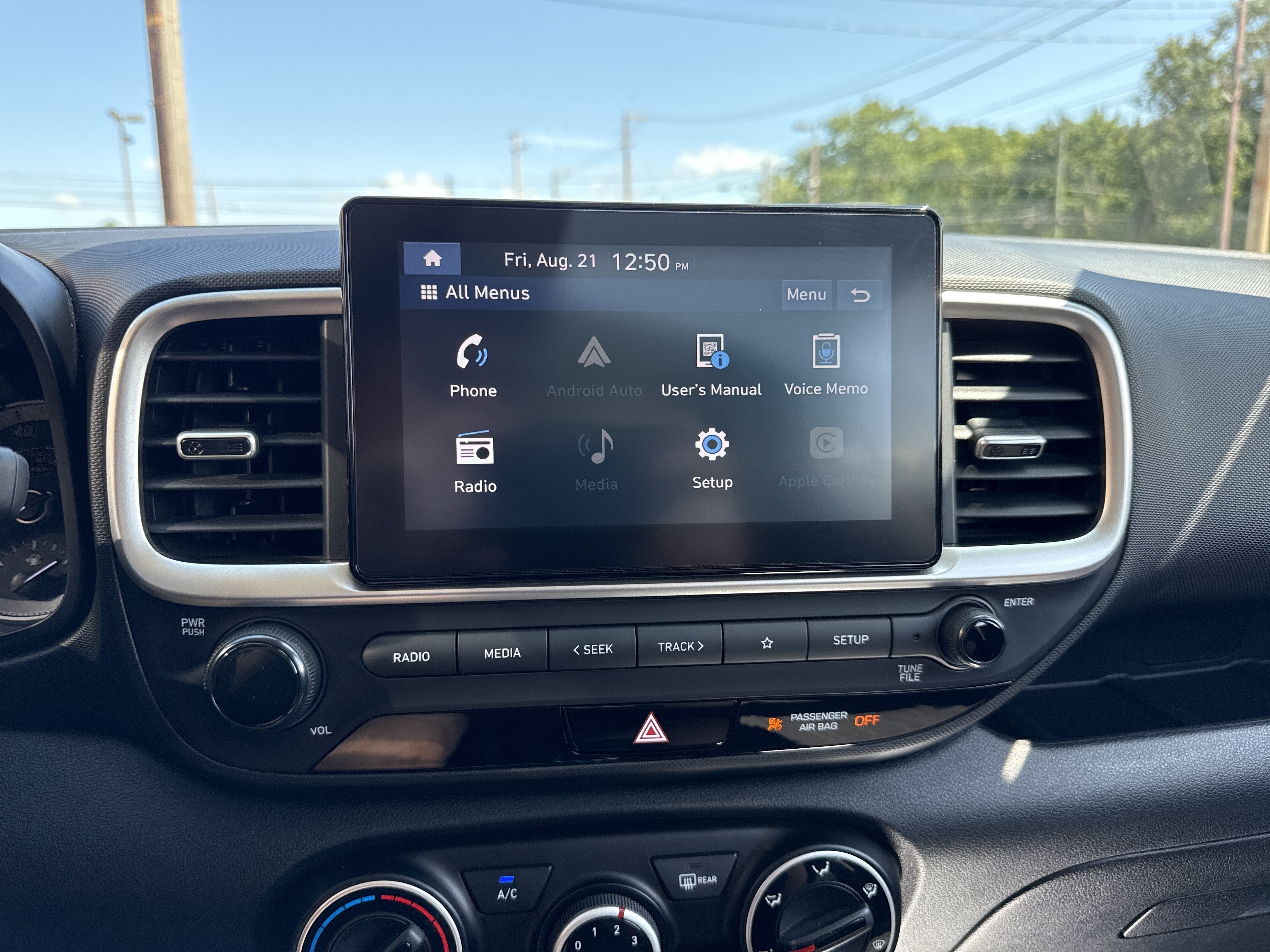 Used 2021 Hyundai Venue SE FWD image 27