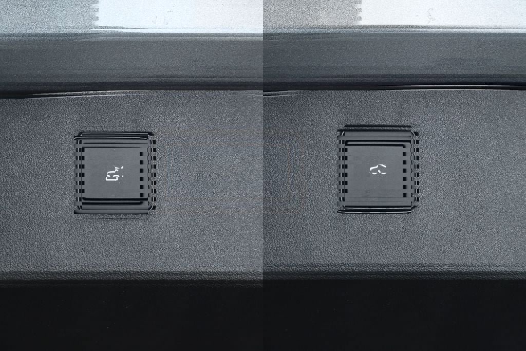 New 2026 Volkswagen Tiguan SE image 30