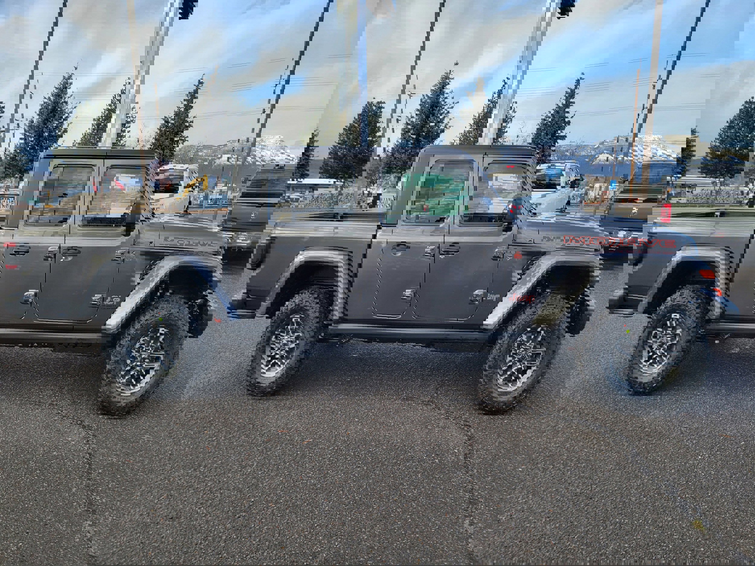 New 2026 Jeep Gladiator Mojave w/ Steel Bumper Group image 2