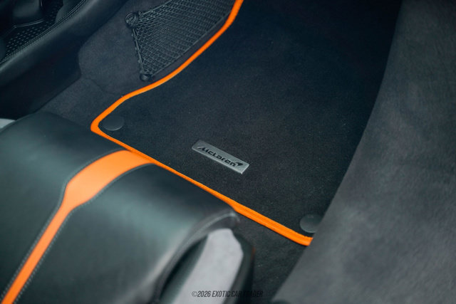 Used 2017 McLaren 570S Coupe RWD image 28