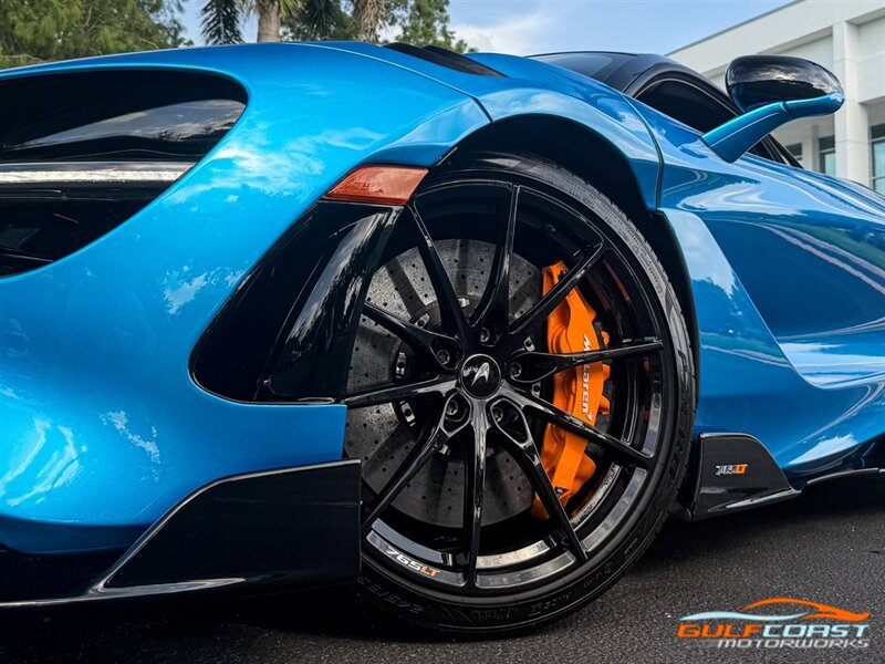Used 2021 McLaren 765LT RWD image 13