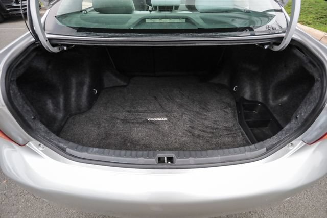 Used 2010 Toyota Corolla LE FWD image 67