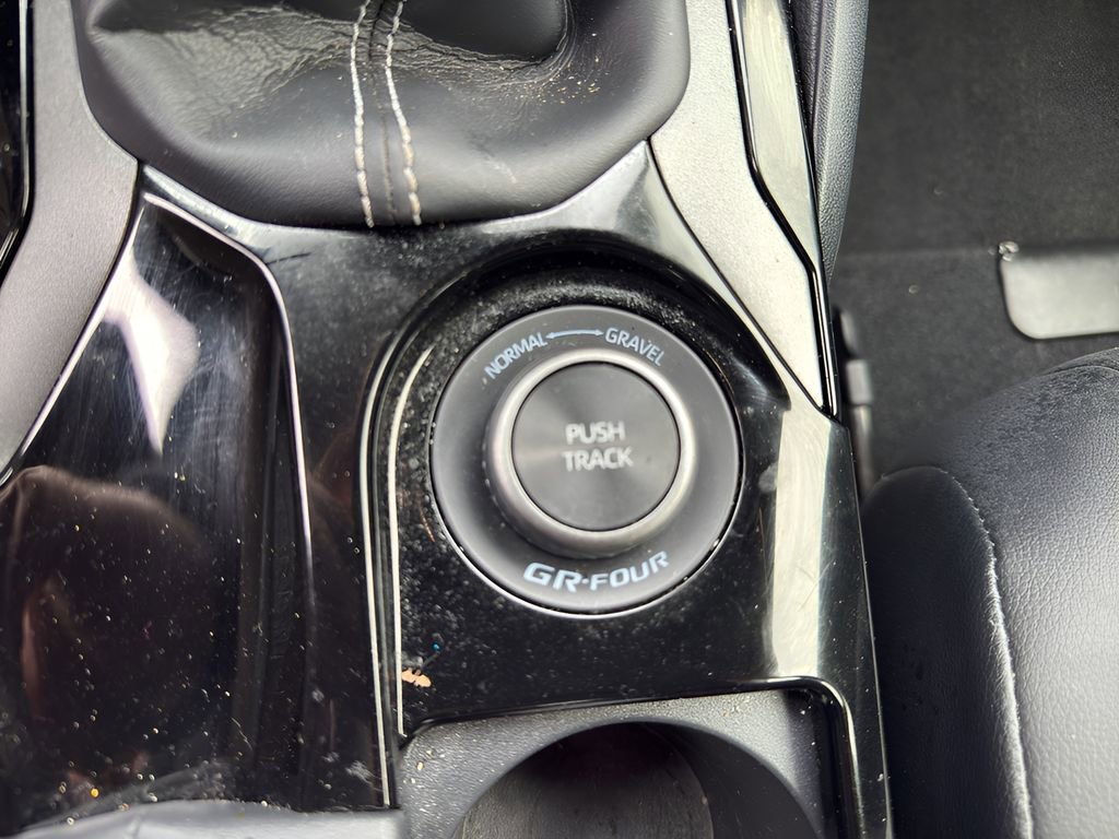 Used 2025 Toyota Corolla Core image 18