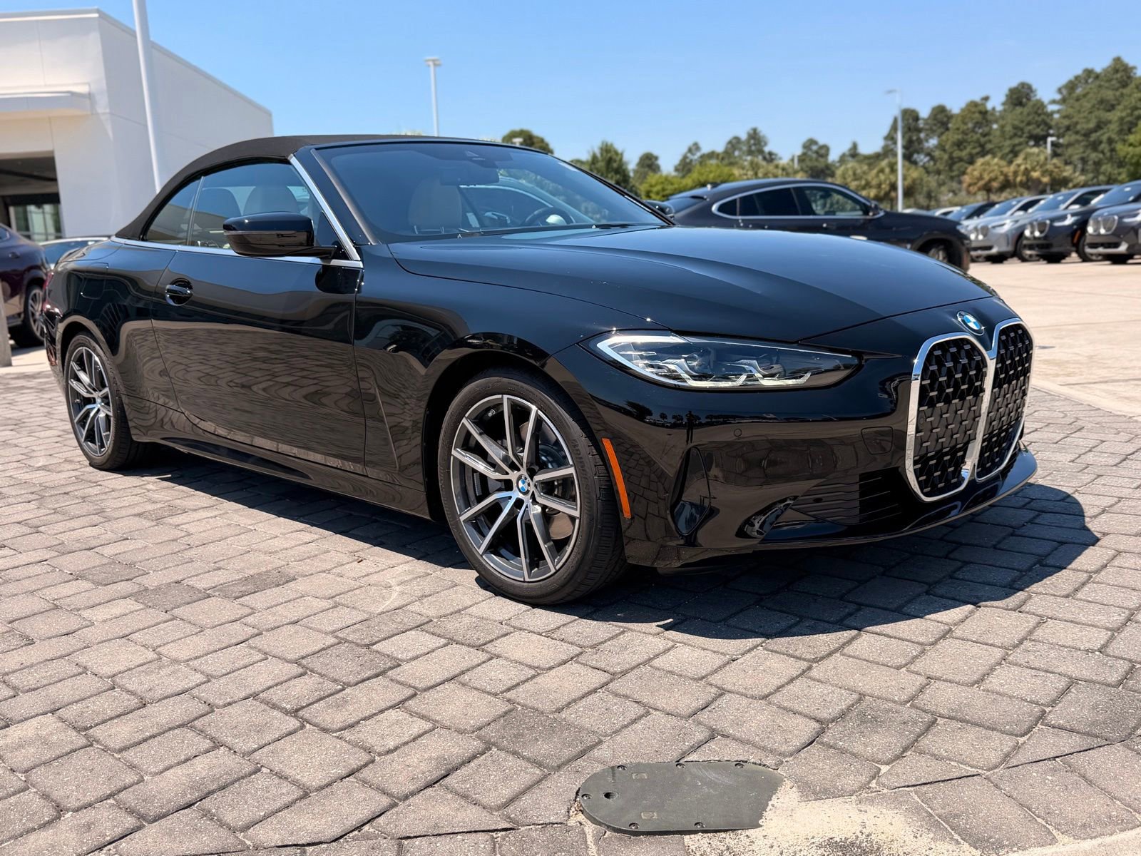 Used 2024 BMW 430i Convertible w/ Convenience Package RWD image 5