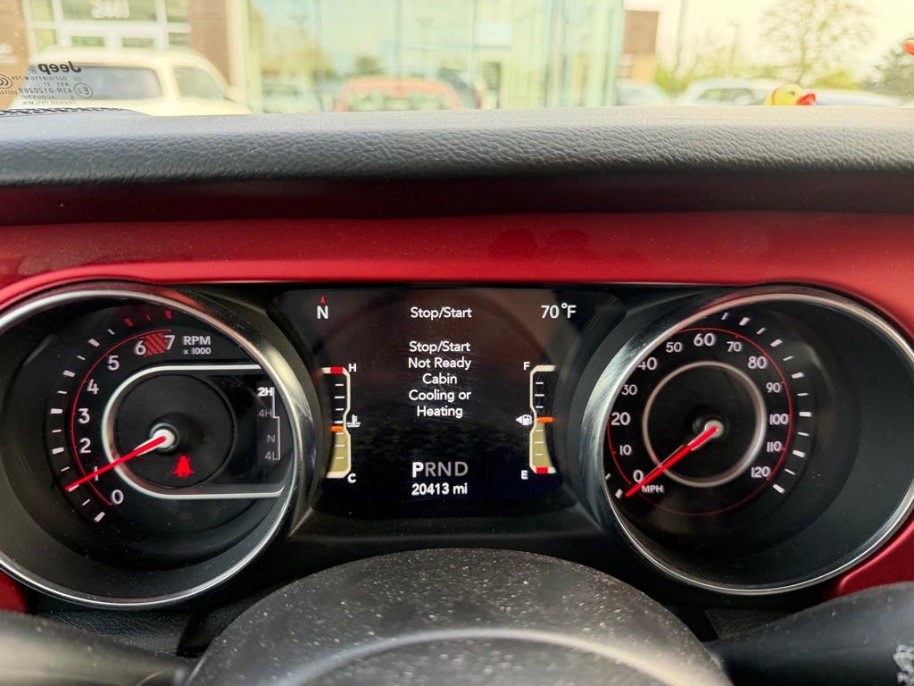 Used 2021 Jeep Wrangler Rubicon w/ Cold Weather Group image 9