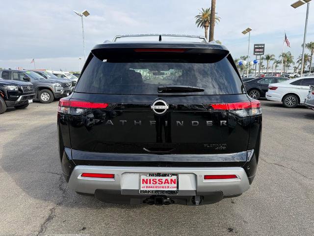 New 2025 Nissan Pathfinder Platinum image 5