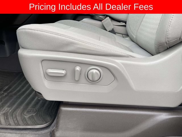 Used 2022 Chevrolet Silverado 1500 LT w/ Convenience Package II AWD/4WD image 23