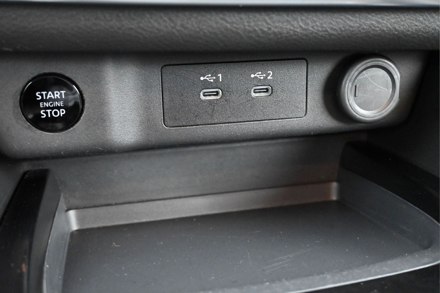 Used 2025 Nissan Rogue SV FWD image 21