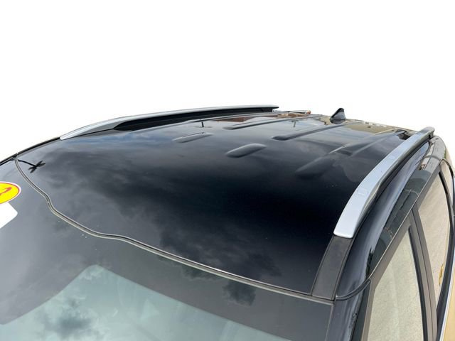 Used 2023 Kia Seltos S w/ Navigation Package FWD image 16