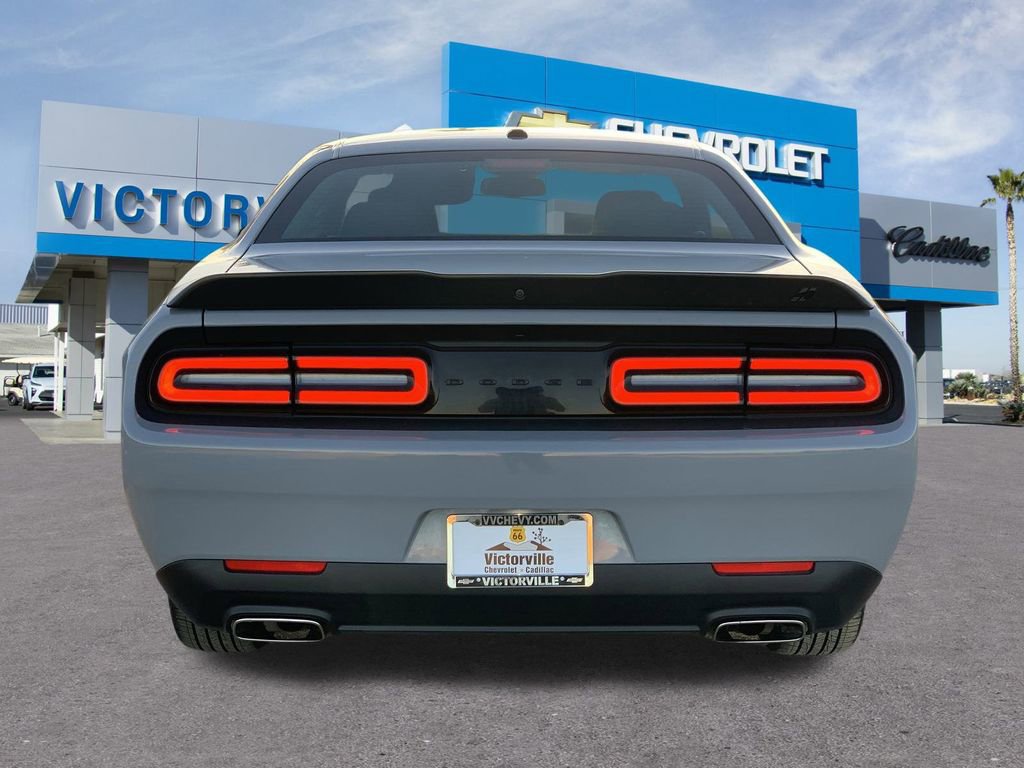 Used 2022 Dodge Challenger SXT w/ Blacktop Package image 5