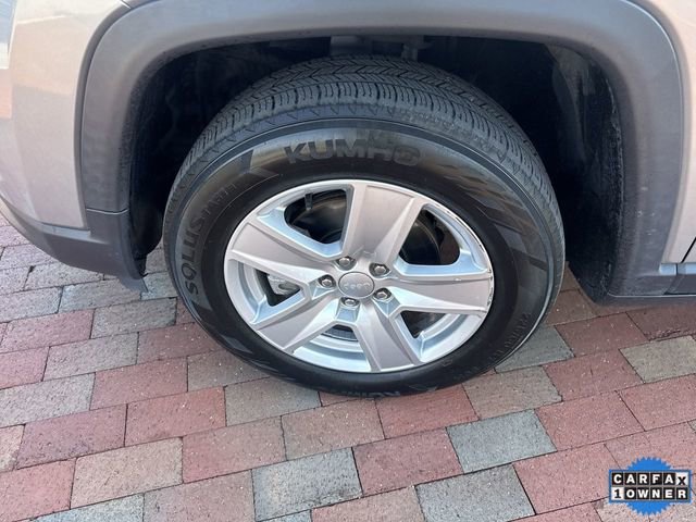 Used 2022 Jeep Compass Latitude image 10