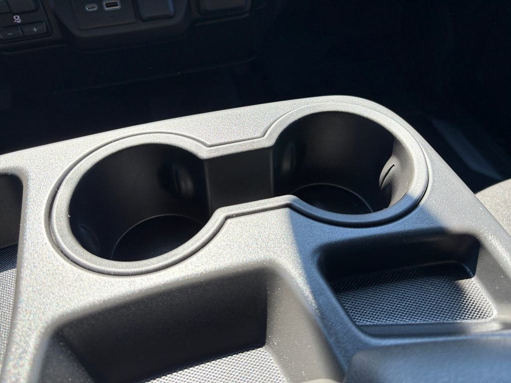 Used 2022 Chevrolet Silverado 1500 Custom image 11