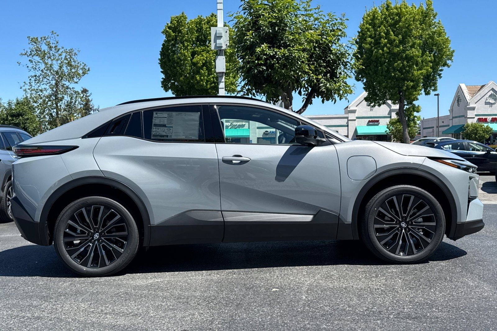 New 2026 Toyota C-HR AWD/4WD image 9