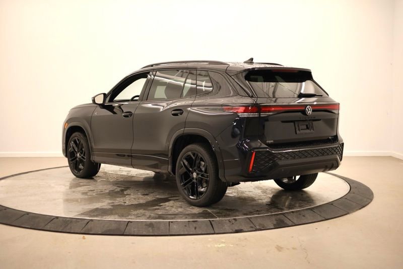 New 2026 Volkswagen Tiguan SE R-Line AWD/4WD image 5