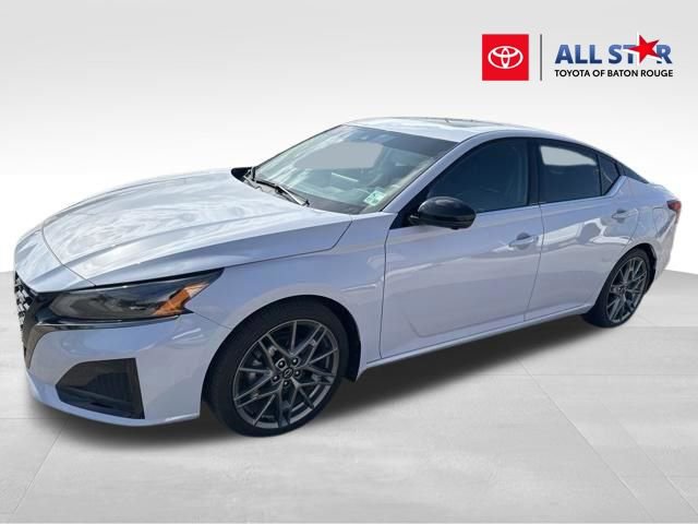 Used 2024 Nissan Altima 2.0 SR