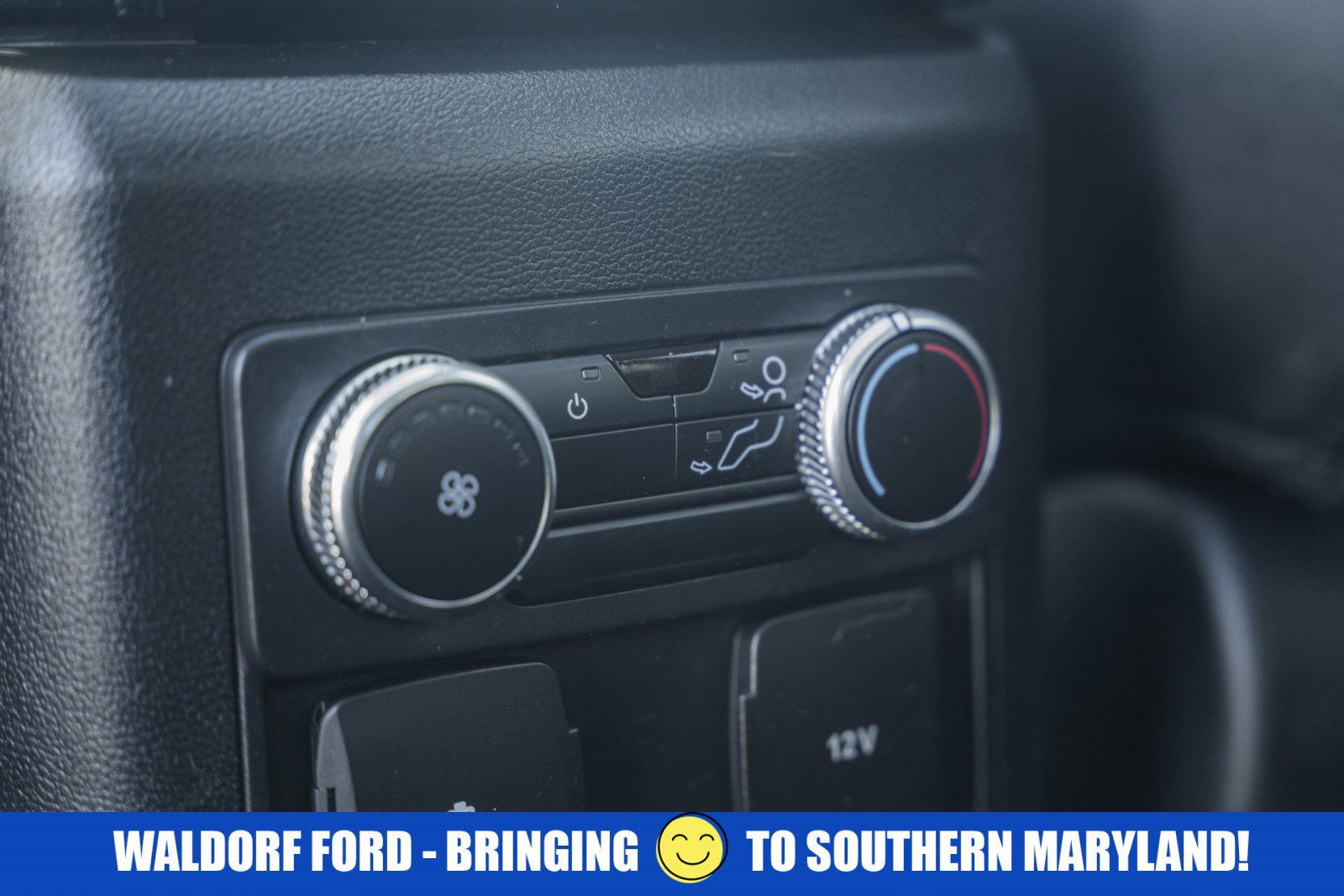 Used 2022 Ford Explorer XLT w/ Equipment Group 202A image 37