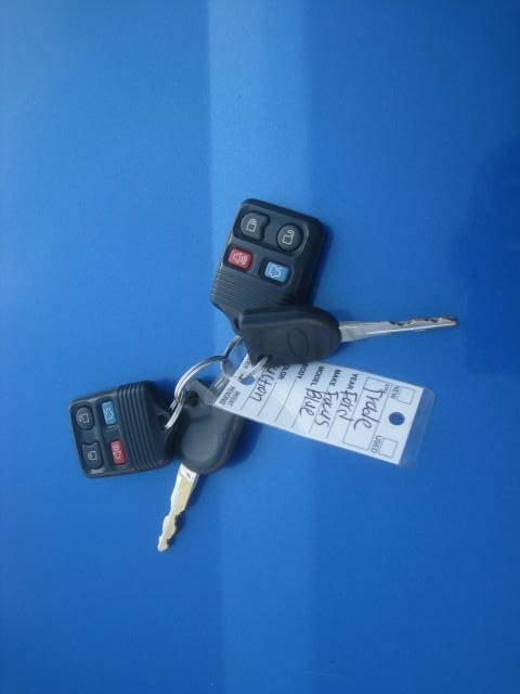 Used 2010 Ford Focus SE FWD image 15