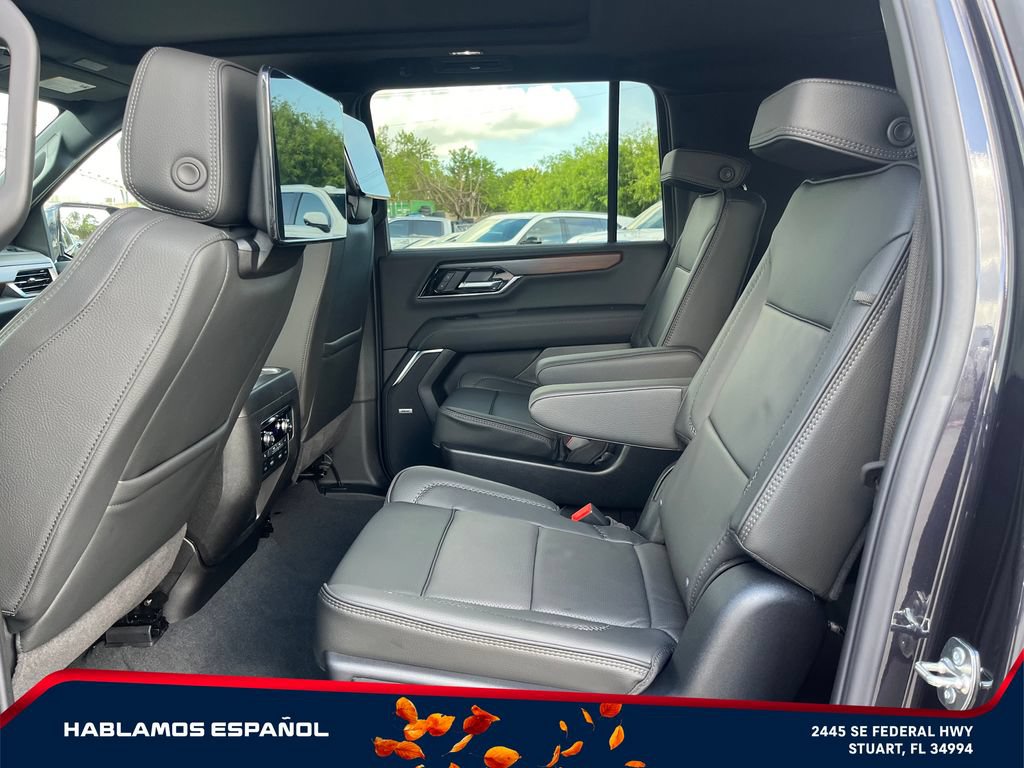 New 2026 GMC Yukon XL Denali w/ Denali Reserve Package AWD/4WD image 11