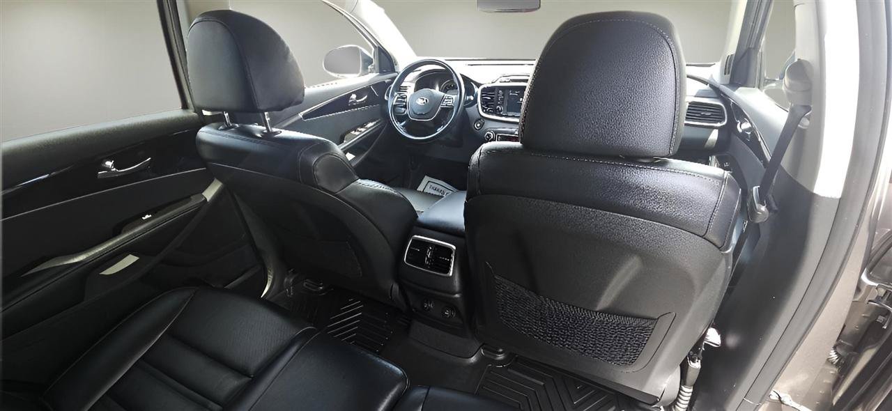 Used 2019 Kia Sorento EX AWD/4WD image 31