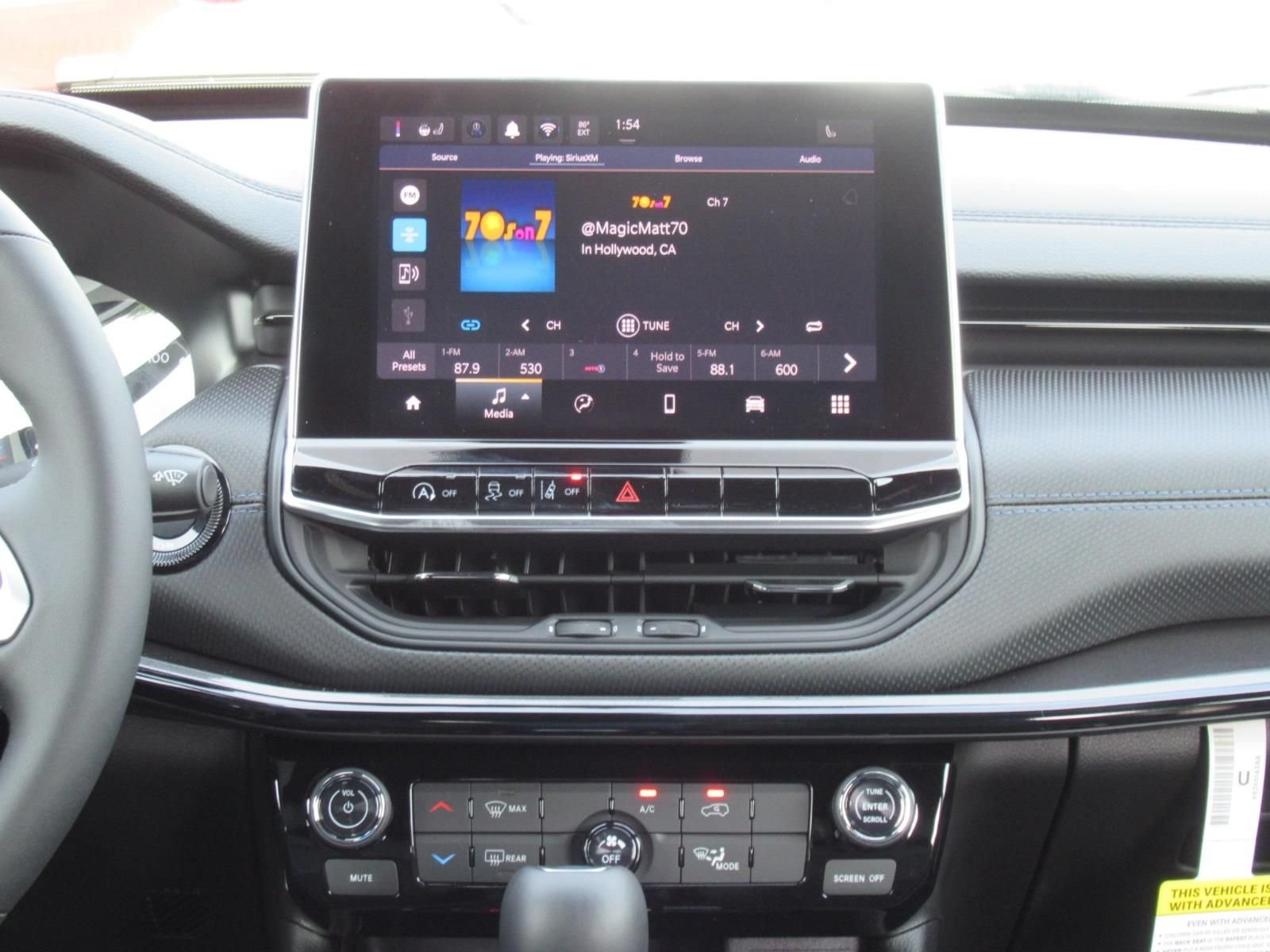 New 2026 Jeep Compass Latitude AWD/4WD image 15