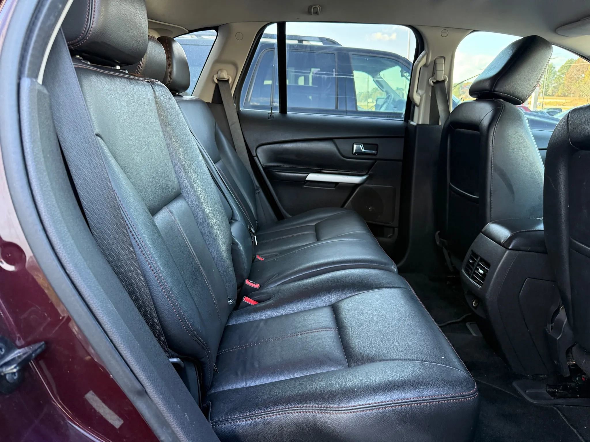 Used 2011 Ford Edge Limited image 20