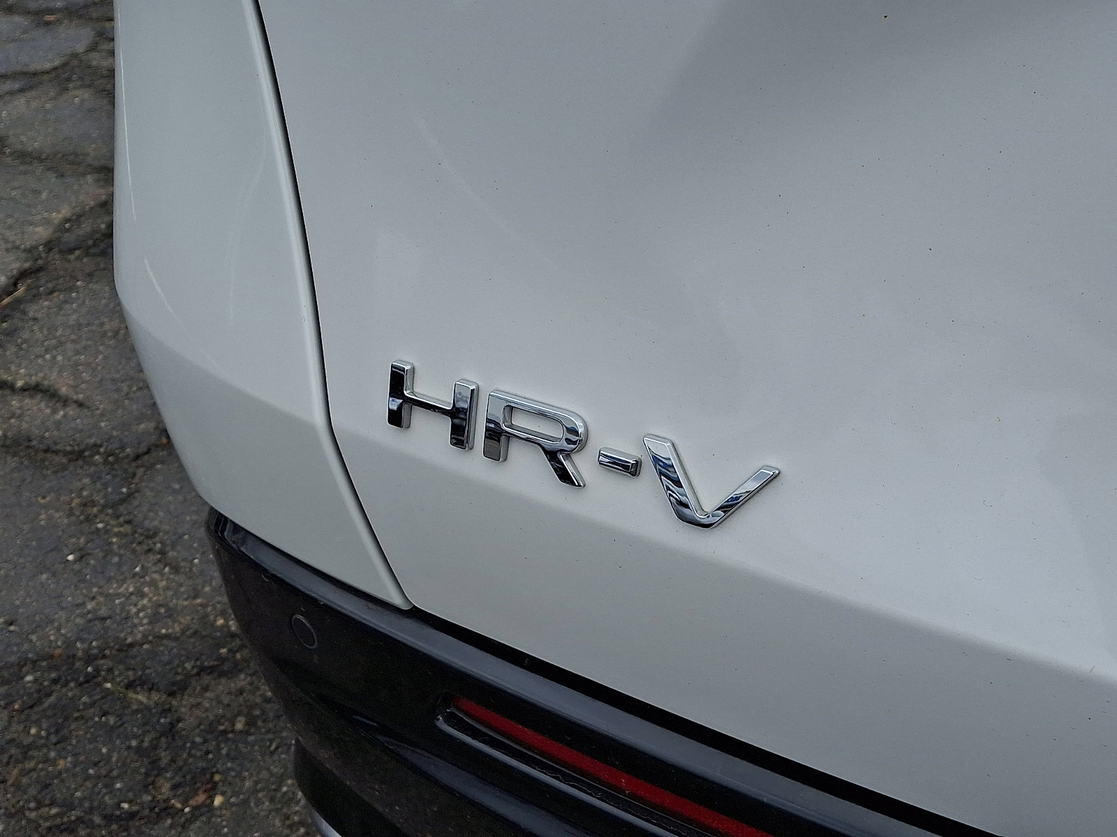 Certified 2024 Honda HR-V EX-L image 31