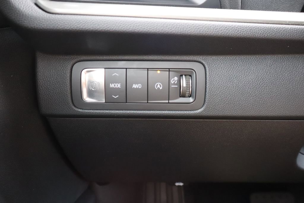 New 2026 Chevrolet Traverse LT image 16
