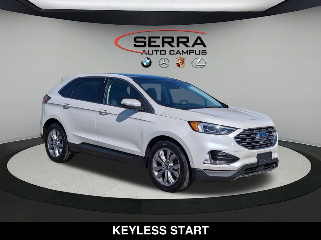Used 2019 Ford Edge Titanium w/ Equipment Group 301A AWD/4WD image 16