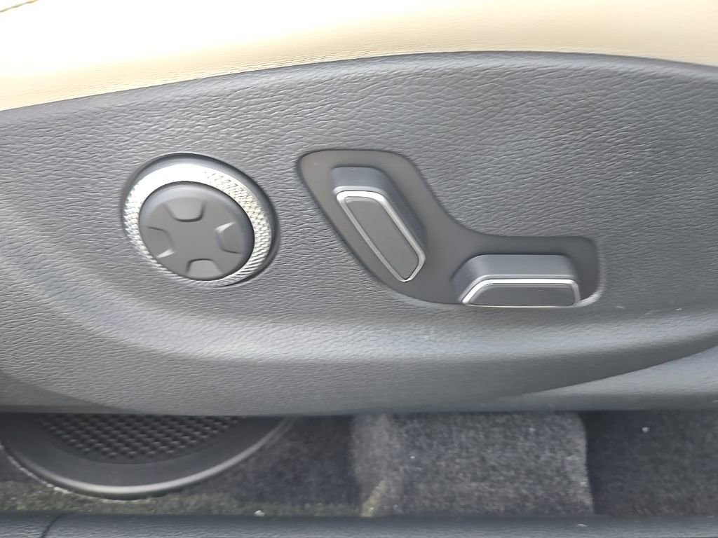 New 2026 Genesis GV70 3.5T Sport Prestige image 23