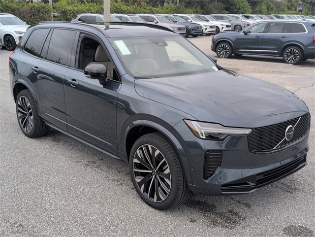 New 2026 Volvo XC90 B6 Ultra image 2