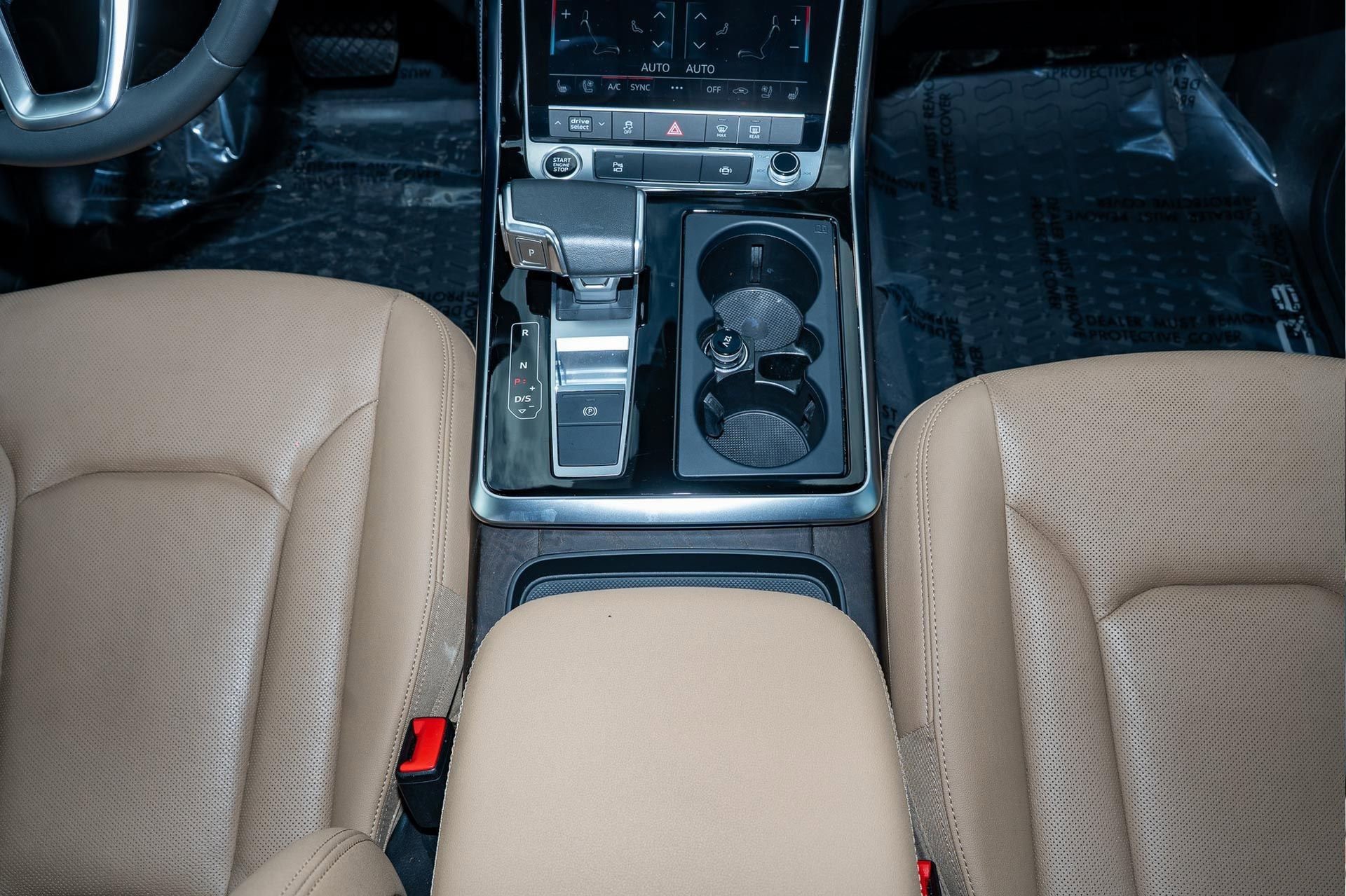 Used 2023 Audi Q8 Premium Plus w/ Premium Plus Package image 25