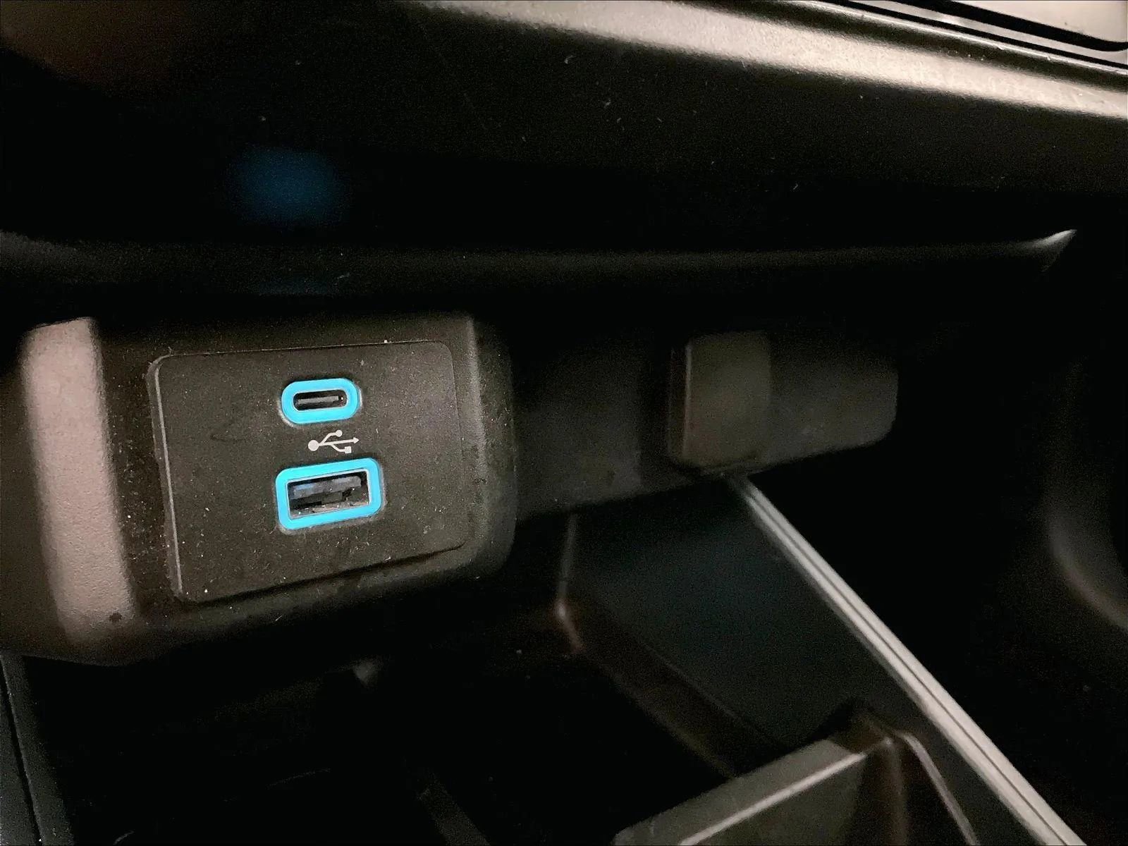 Certified 2022 Ford Maverick XL w/ Equipment Group 100A Standard image 31