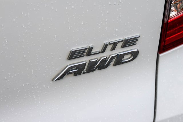 Used 2022 Honda Pilot Elite image 8