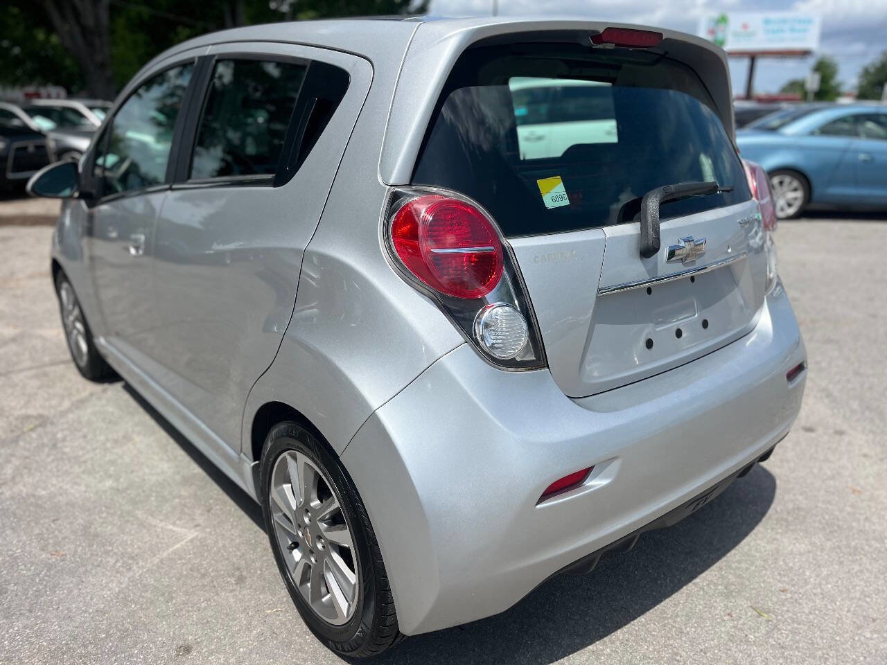 Used 2014 Chevrolet Spark LT image 7