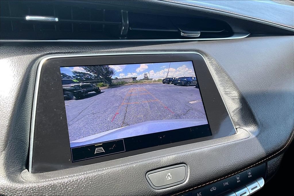Used 2022 Cadillac XT4 Premium Luxury AWD/4WD image 14