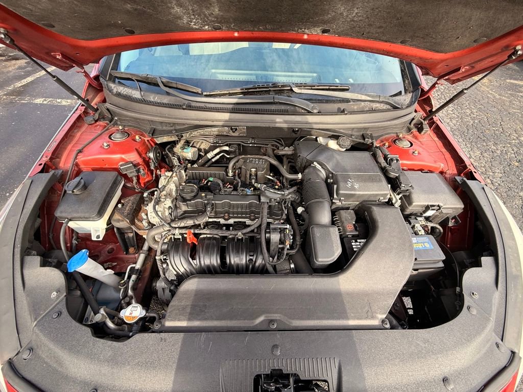 Used 2015 Hyundai Sonata SE FWD image 12