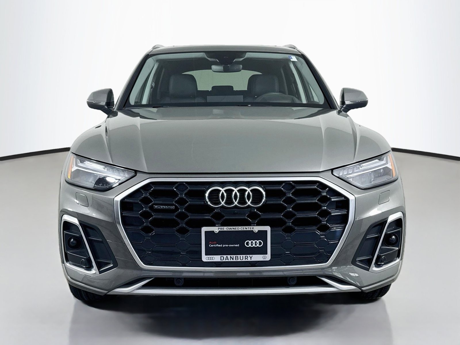 Certified 2024 Audi Q5 2.0T Prestige AWD/4WD image 6