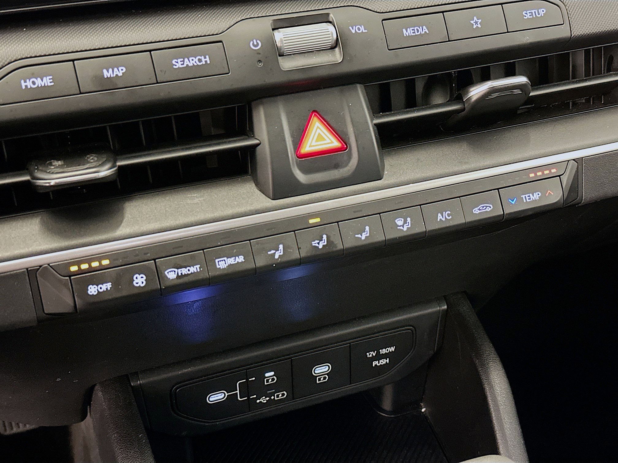 Used 2025 Kia K4 FWD image 24