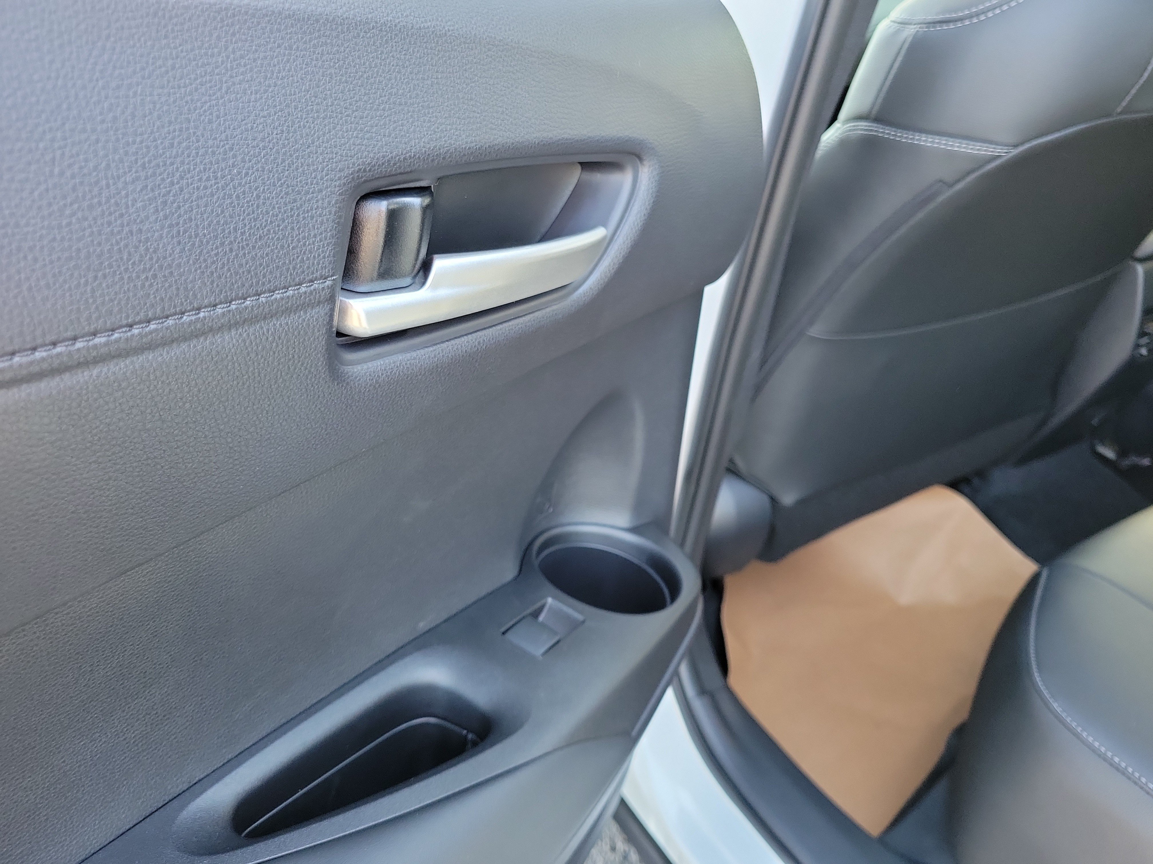 New 2026 Toyota Corolla Cross XLE w/ Convenience Package FWD image 13
