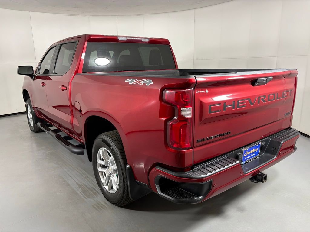 Used 2022 Chevrolet Silverado 1500 RST w/ Safety Package image 8