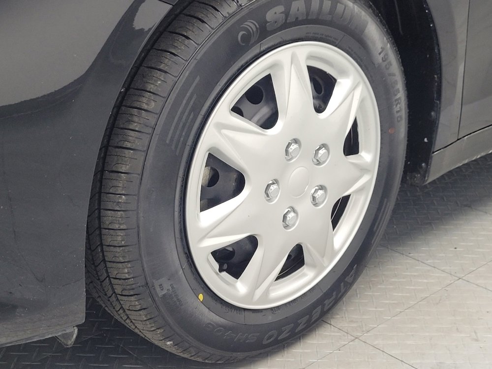 Used 2023 Kia Forte LX image 31