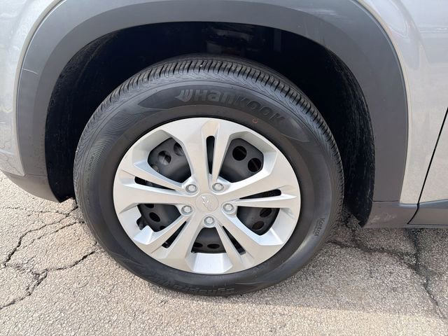 Used 2024 Chevrolet Trax LS image 20