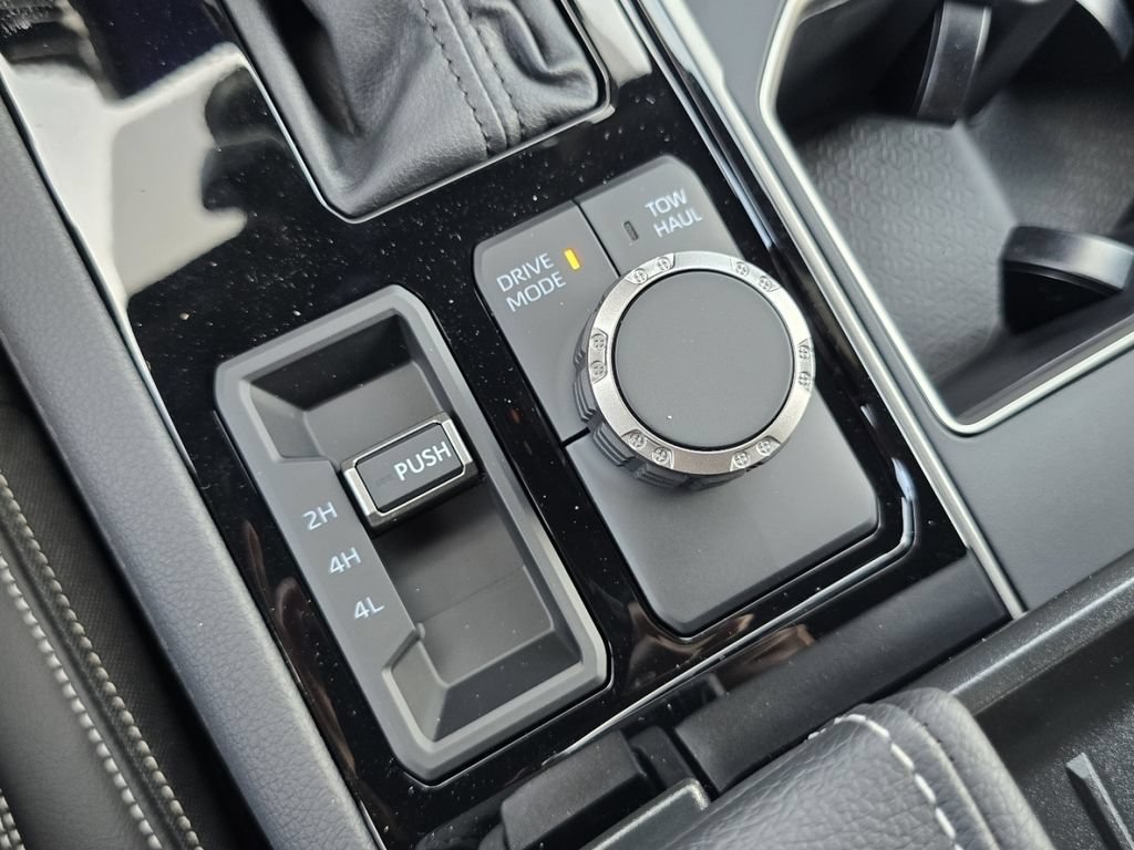 New 2026 Toyota Tundra Limited AWD/4WD image 6