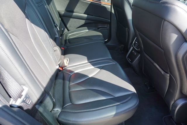 Used 2020 Lincoln Nautilus Reserve w/ Equipment Group 201A AWD/4WD image 23